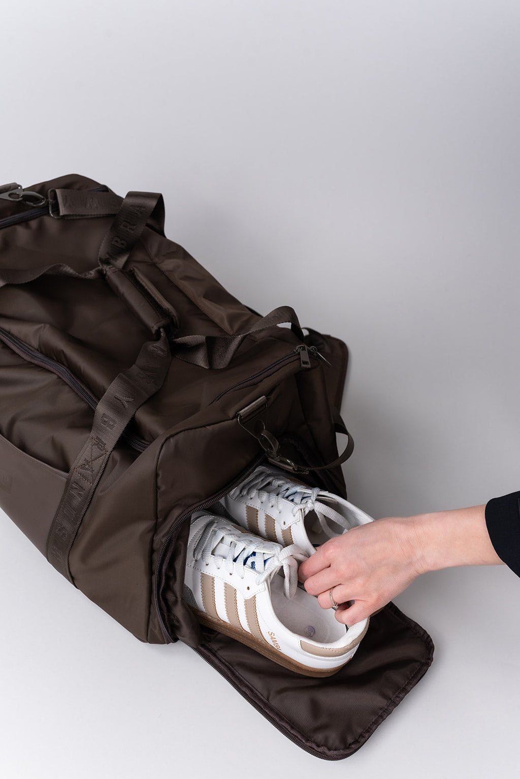 BIGGER GYM BAG